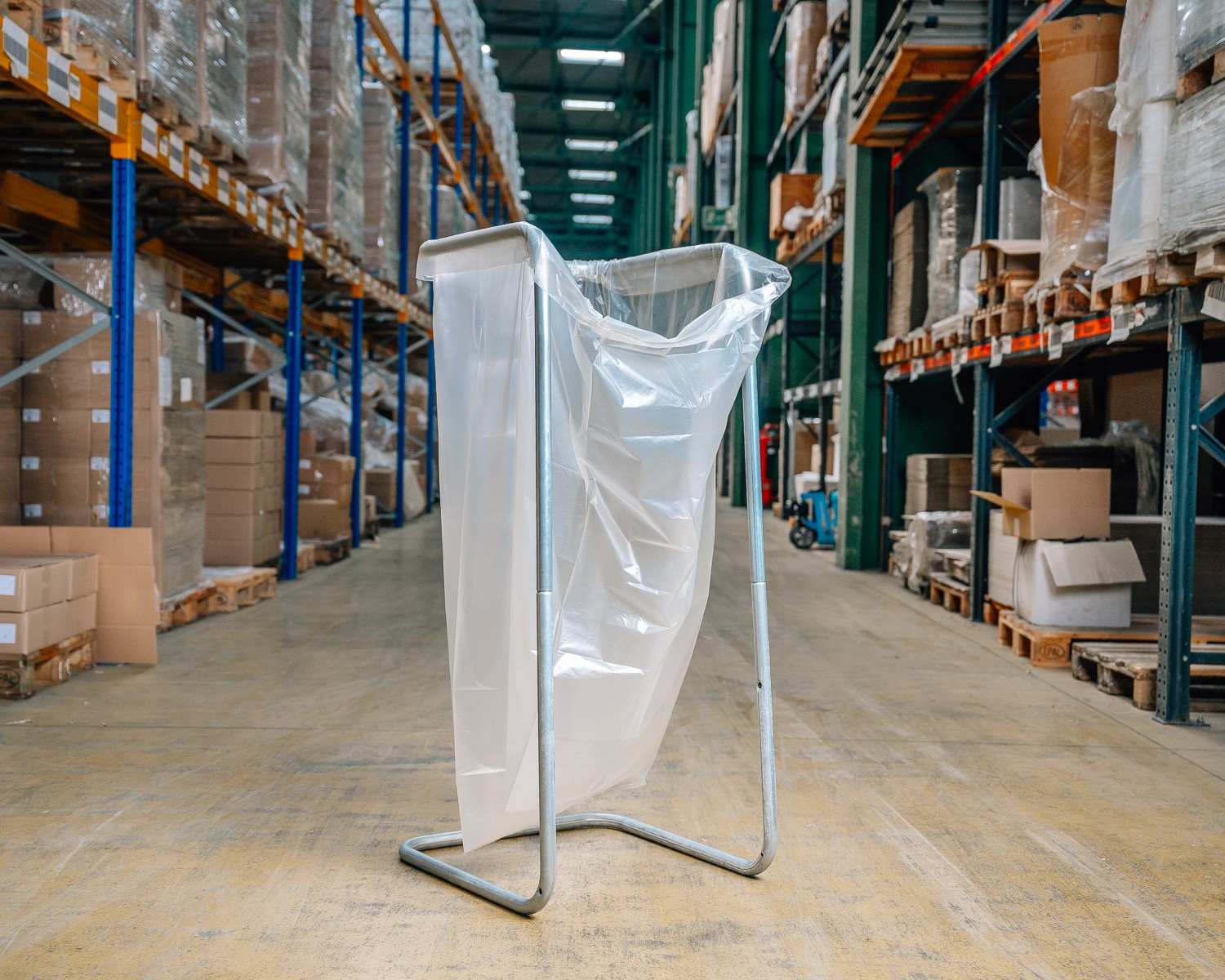 Sackständer mit 2 Rädern für 1000 Liter Wertstoffsack